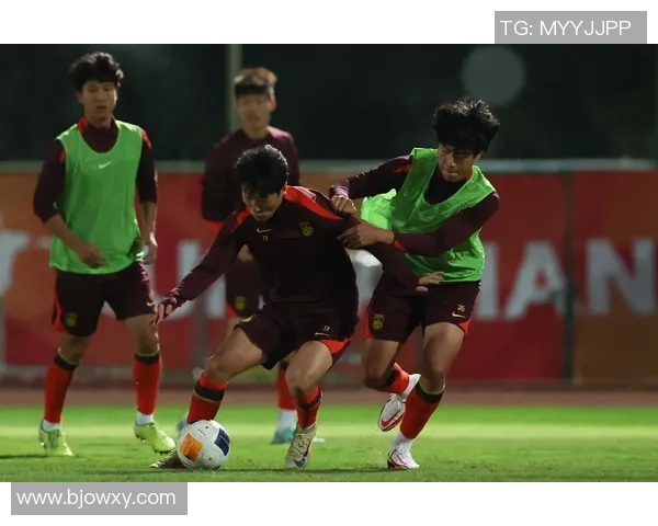 足球老牛回头再战绿茵场重燃激情与梦想的传奇之旅 足球老牛回头再战绿茵场重燃激情与梦想的传奇之旅